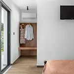 Aiora Luxury Villa *