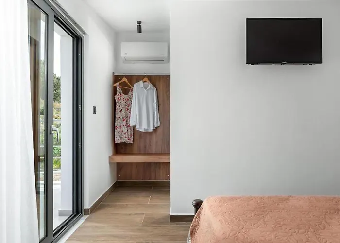 Aiora Luxury Villa Afantou