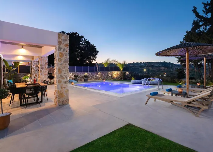 Aiora Luxury Afantou