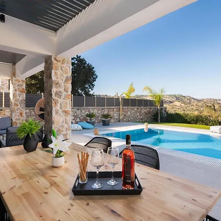 Villa Aiora Luxury *