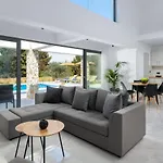 Aiora Luxury