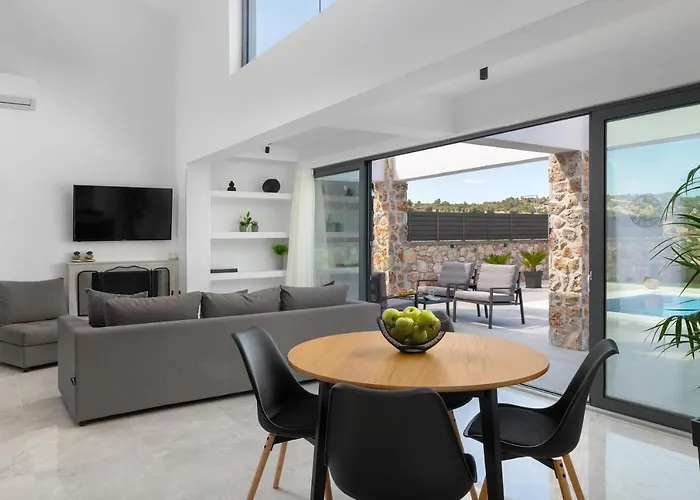 Aiora Luxury * アファンドウ