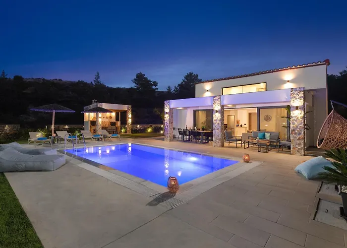 Вилла Aiora Luxury *